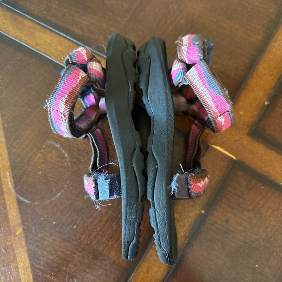 Teva Kids Hurricane XLT 2 Sandals Vista Blue Indigo Size 6 Unisex Outdoor - Picture 6 of 14